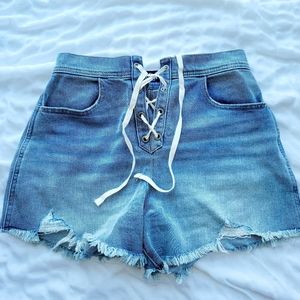 Hollister Ultra High Rise Vintage Shorts